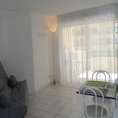 Appartement - 6 Pers, 33 M2, 2/1 *